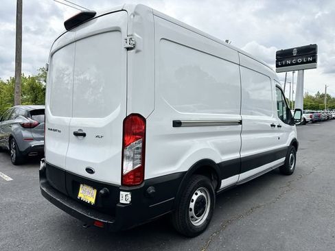 Certified 2019 Ford Transit 150 148 Medium Roof RWD image 5