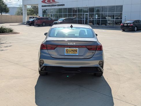 Used 2024 Kia Forte GT-Line image 4