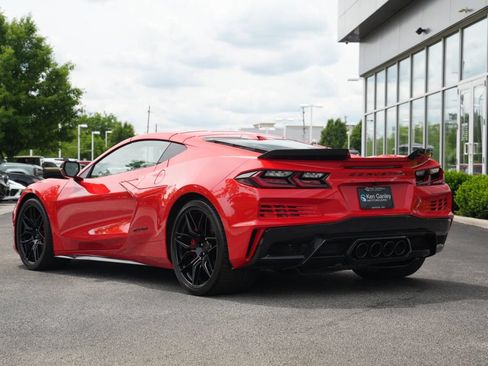 Used 2024 Chevrolet Corvette Z06 w/ Stealth Interior Trim Package RWD image 11