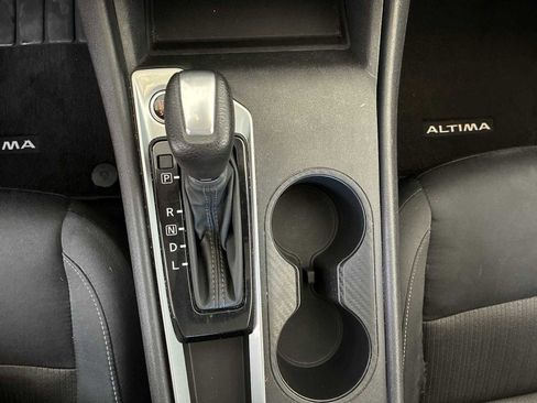 Used 2025 Nissan Altima 2.5 SV image 20