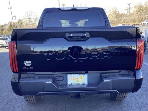 New 2025 Toyota Tundra SR5 image 11