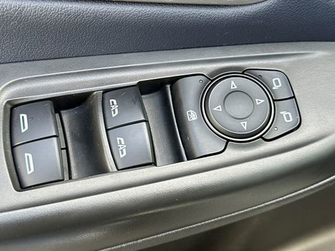 Used 2022 Chevrolet Bolt EUV Premier w/ Sun & Sound Package image 26