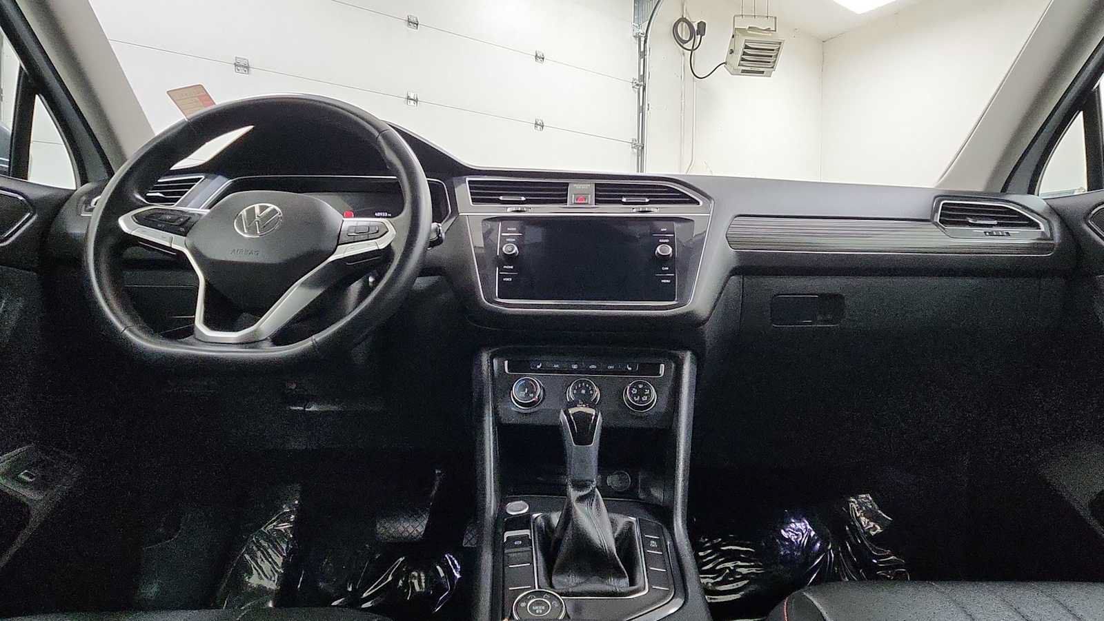 Used 2024 Volkswagen Tiguan Wolfsburg Edition AWD/4WD image 26