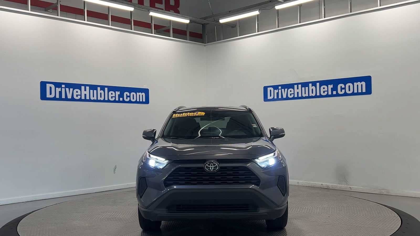 Used 2025 Toyota RAV4 XLE AWD/4WD image 6