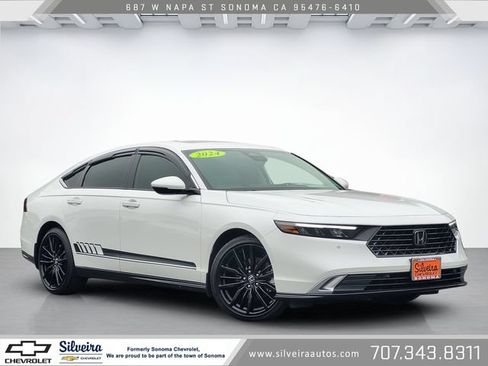 Used 2024 Honda Accord Touring image 1