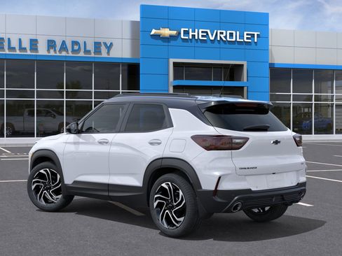 New 2026 Chevrolet TrailBlazer RS w/ Convenience Package image 3