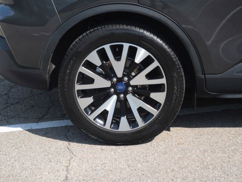 Used 2020 Ford Escape SE Sport FWD image 27