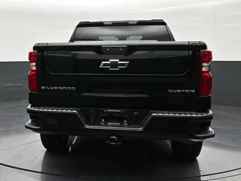 Used 2022 Chevrolet Silverado 1500 Custom RWD image 4