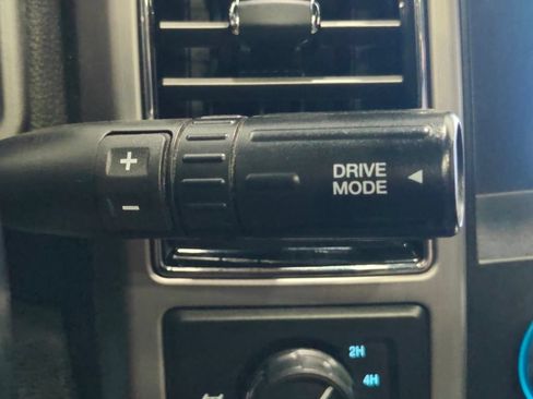 Used 2020 Ford F350 Platinum w/ FX4 Off-Road Package AWD/4WD image 76