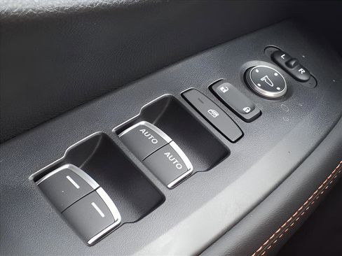 New 2026 Honda HR-V Sport image 26