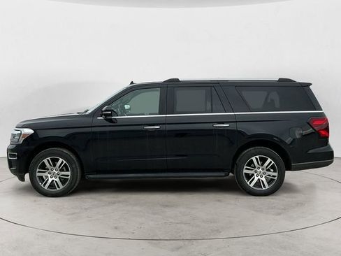 Used 2024 Ford Expedition Max Limited AWD/4WD image 2