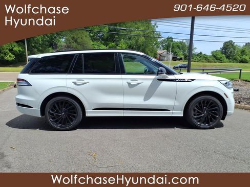 Used 2023 Lincoln Aviator Reserve w/ Equipment Group 201A AWD/4WD image 6