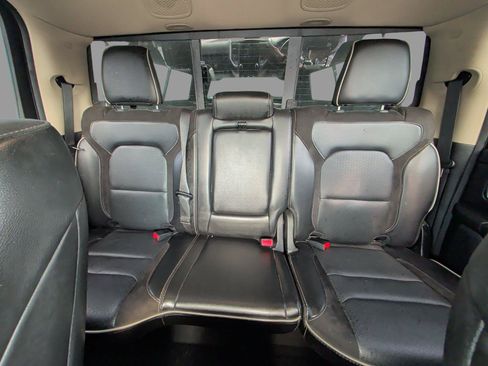 Used 2020 RAM 1500 Laramie AWD/4WD image 14