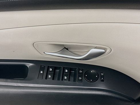 Used 2025 Hyundai Tucson SEL AWD/4WD image 15