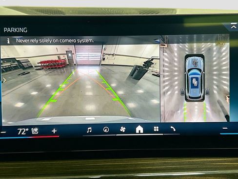 Certified 2024 BMW X5 xDrive50e w/ M Sport Package image 15