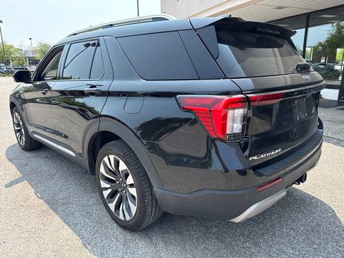Used 2025 Ford Explorer Platinum w/ LUX Leather Package AWD/4WD image 10