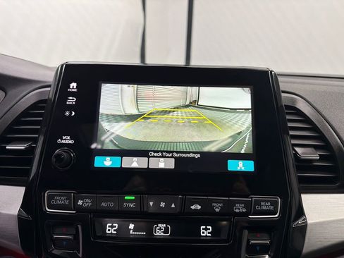 Used 2023 Honda Odyssey Sport image 33