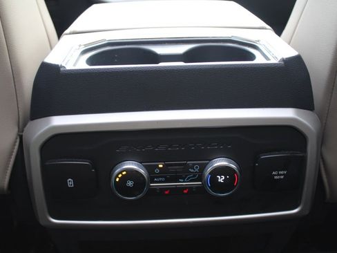 Used 2022 Ford Expedition Limited image 27