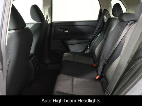 Used 2026 Nissan Rogue SV FWD image 16