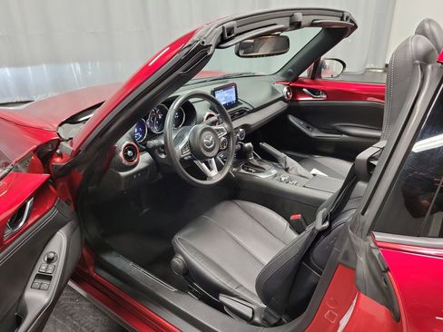 Used 2023 MAZDA MX-5 Miata Grand Touring RWD image 26