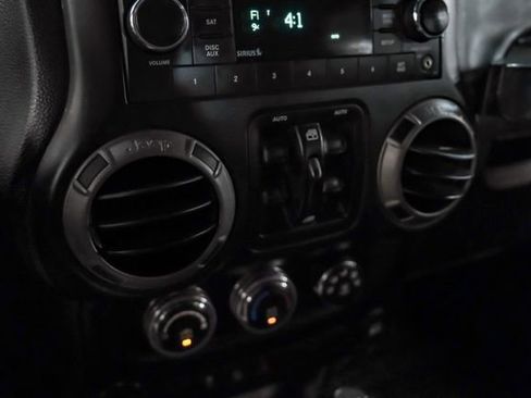 Used 2016 Jeep Wrangler Unlimited Sport image 25