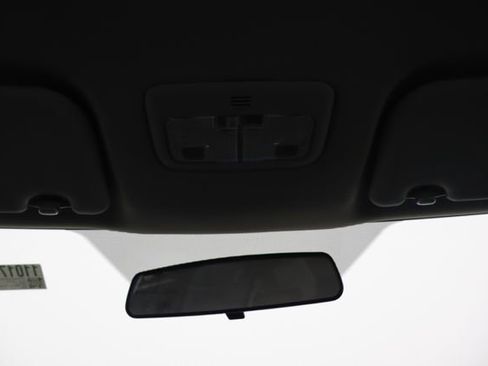 Used 2016 Toyota Corolla S image 23