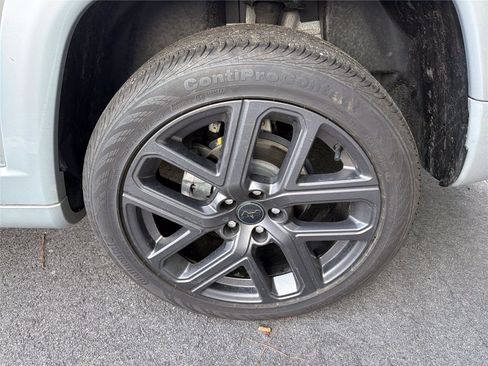 Used 2025 Jeep Compass Limited w/ High Altitude Package AWD/4WD image 9