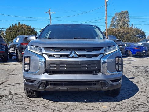 Used 2022 Mitsubishi Outlander Sport SE image 2