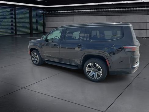 Used 2024 Jeep Wagoneer Series II w/ Flexible Seating Group AWD/4WD image 6