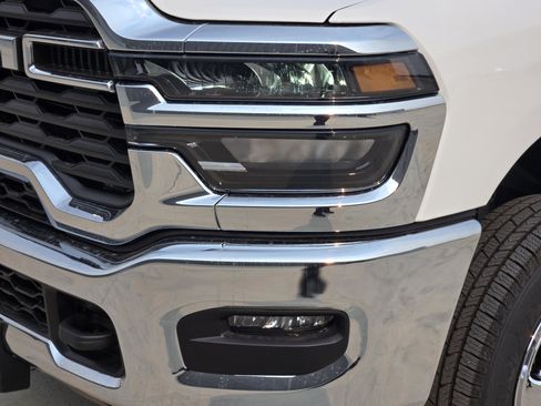 New 2027 RAM 3500 Tradesman w/ Chrome Appearance Group A AWD/4WD image 7