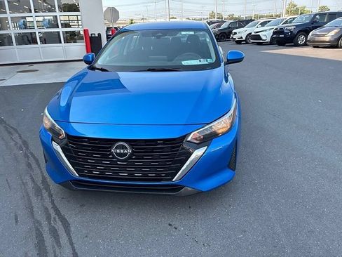 Used 2024 Nissan Sentra SV FWD image 19