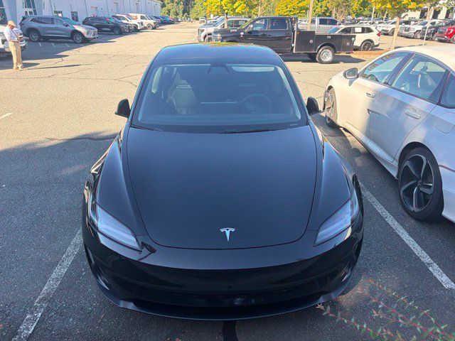 Used 2024 Tesla Model 3 Performance AWD/4WD image 2