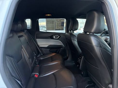 Used 2024 Jeep Compass Limited AWD/4WD image 15