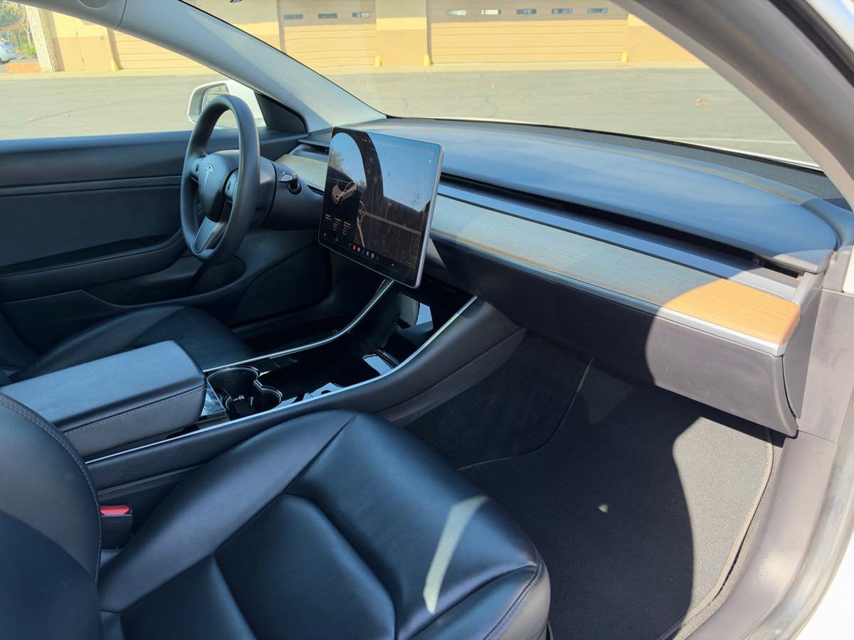 Used 2020 Tesla Model 3 Standard Range Plus RWD image 20