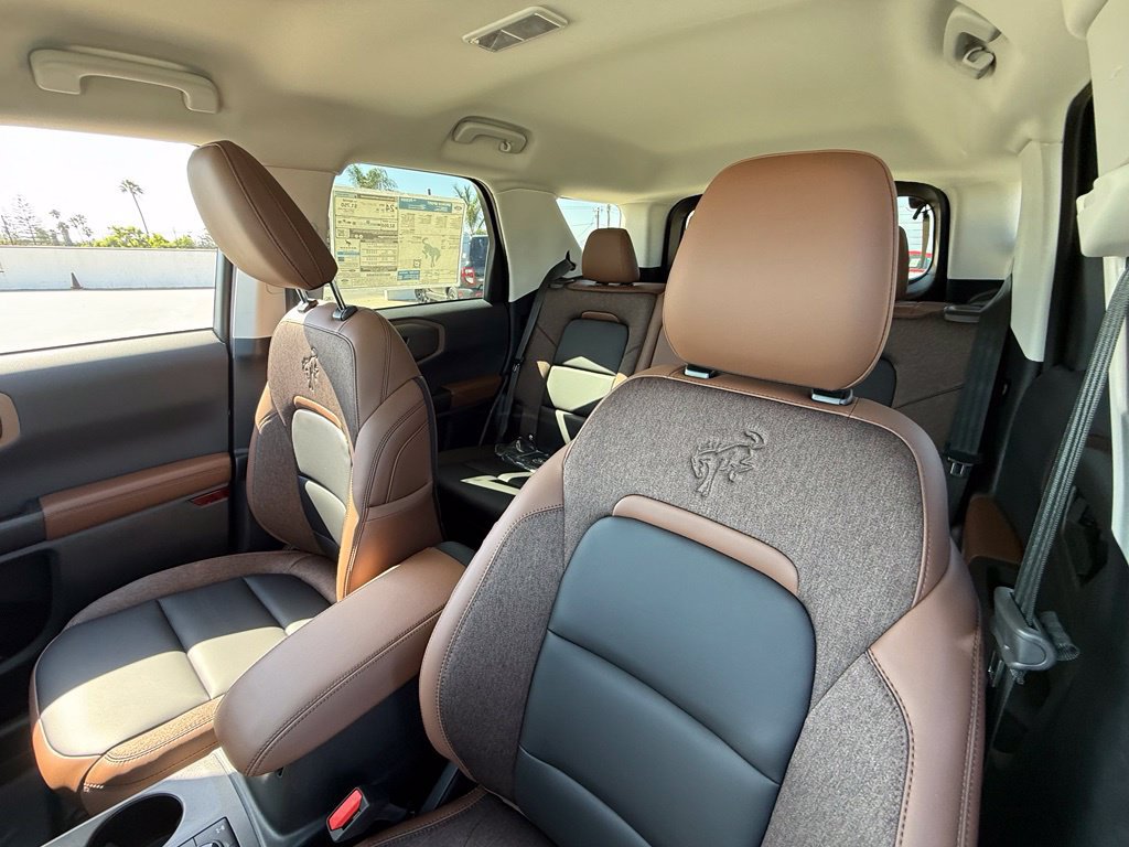 New 2026 Ford Bronco Sport Outer Banks w/ Sasquatch Outer Banks Package AWD/4WD image 18