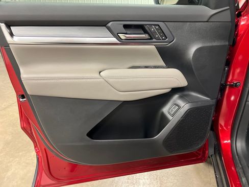 New 2026 GMC Terrain Elevation w/ Elevation Premium Package image 24