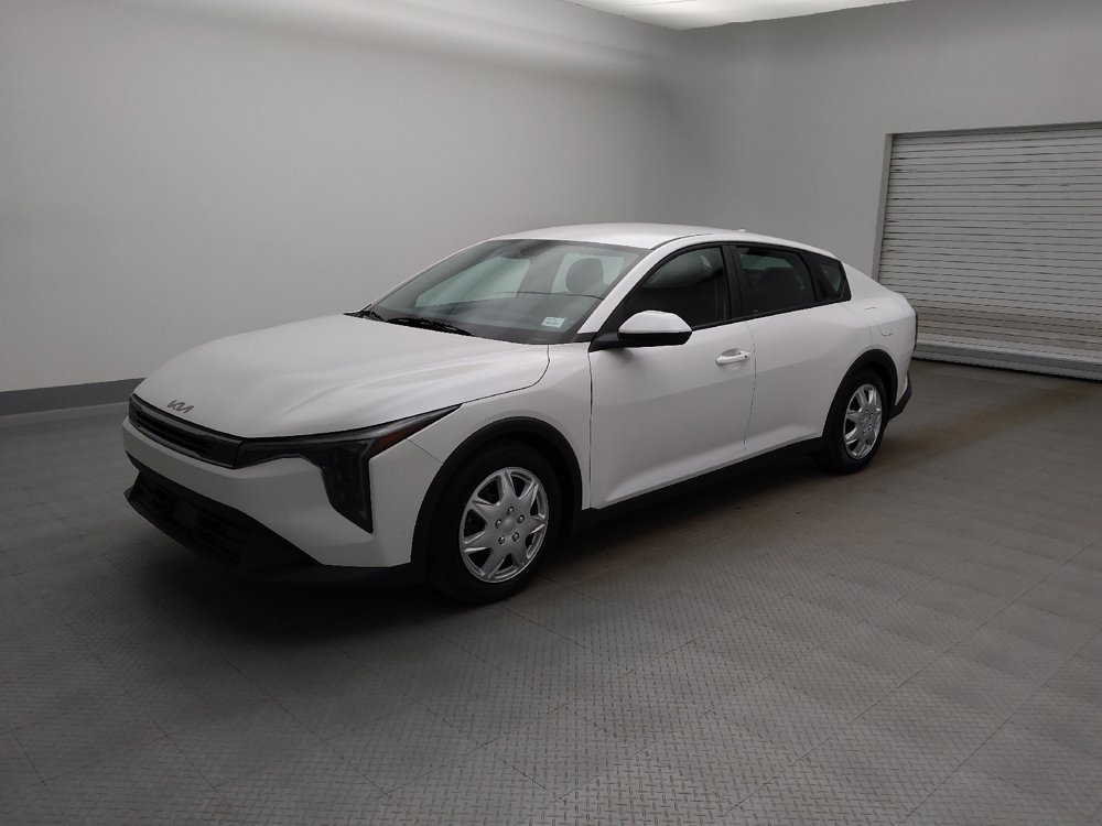 Used 2025 Kia K4 FWD image 2