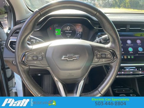 Used 2022 Chevrolet Bolt EUV LT w/ Convenience Package image 29