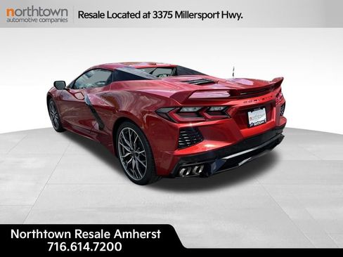 Used 2024 Chevrolet Corvette Stingray Premium Conv w/ Z51 Performance Package RWD image 3