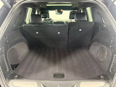 Used 2018 Jeep Grand Cherokee Trackhawk w/ Trailer Tow Group IV AWD/4WD image 13