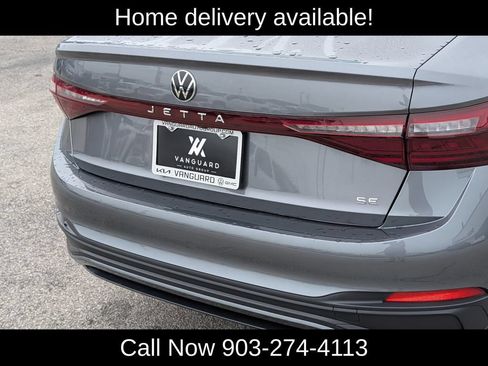 Used 2026 Volkswagen Jetta SE FWD image 9