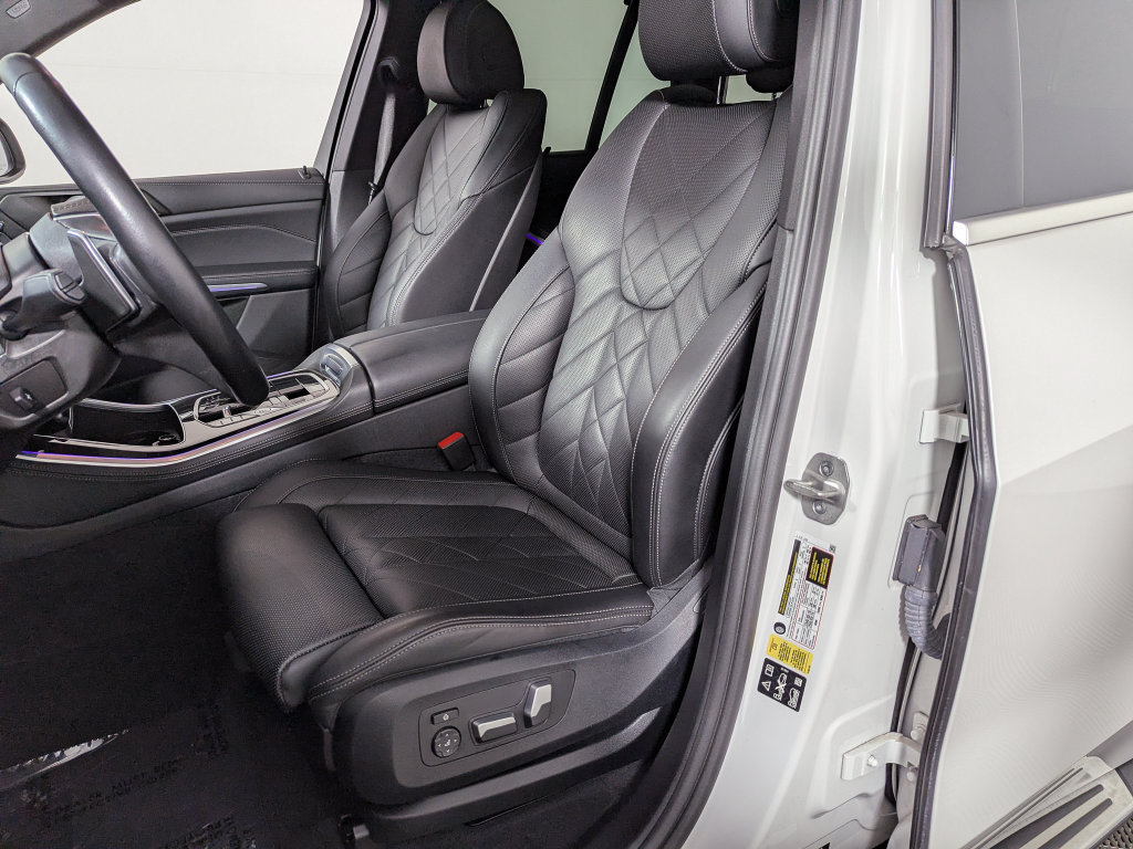 Used 2024 BMW X5 xDrive40i w/ Premium Package AWD/4WD image 18