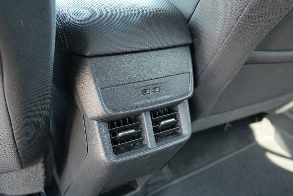Used 2026 Chevrolet Equinox LT AWD/4WD image 21