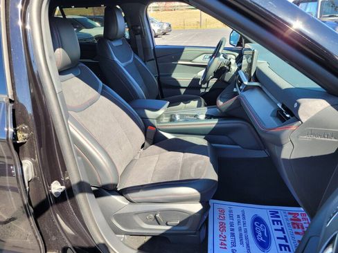 New 2025 Ford Explorer ST image 38