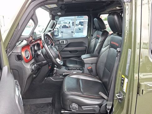 Used 2021 Jeep Gladiator Rubicon AWD/4WD image 10