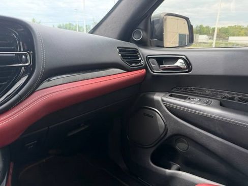 Used 2022 Dodge Durango SRT w/ Premium Interior Group AWD/4WD image 25