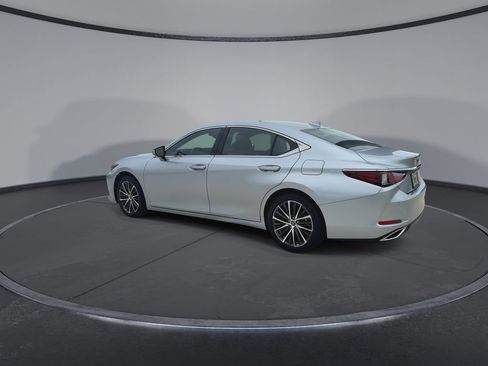 Used 2025 Lexus ES 350 w/ Premium Package FWD image 6