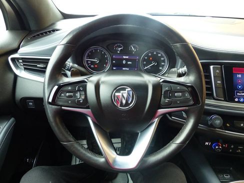 Used 2022 Buick Enclave Essence w/ Sport Touring Edition AWD/4WD image 23