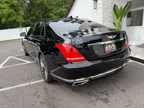 Used 2017 Genesis G90 3.3T Premium RWD image 11