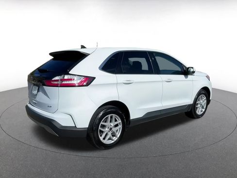 Used 2023 Ford Edge SEL image 15